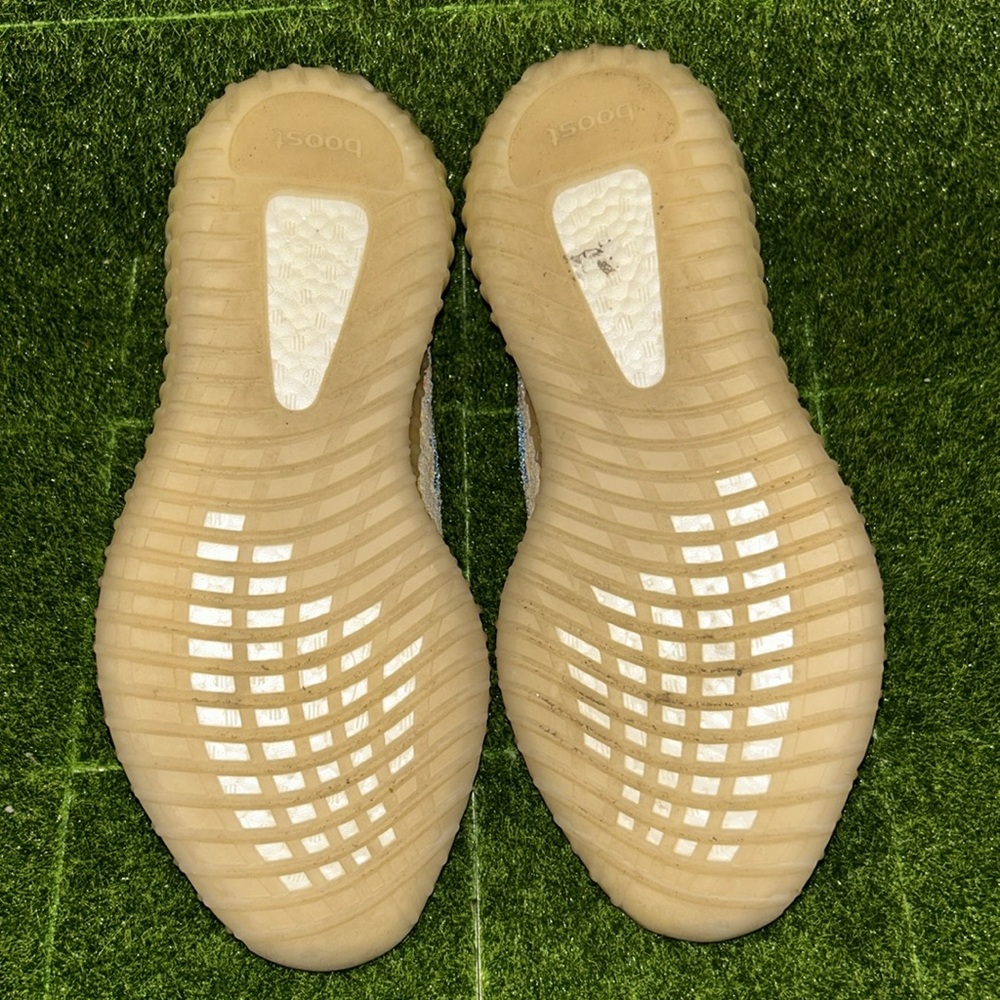 Yeezy - Picture 4 of 4